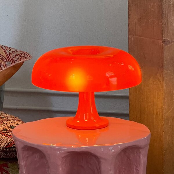 Artemide Nessino – dizajnerska stolna lampa, narančasta, Naranča, Dnevni boravak/blagovaonica, Plastika