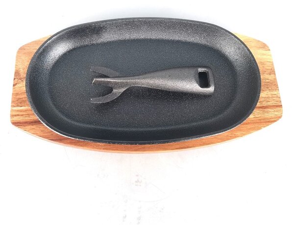 Grill King Cast Iron BBQ ovalna grill tavica s podloškom od drva agacije, 24 cm
