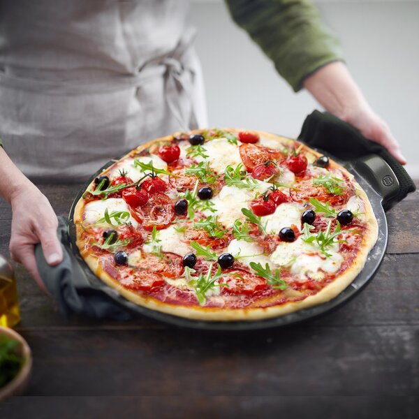 Emile Henry BBQ Smooth keramički pekač za pizzu