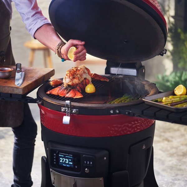 Kamado Joe Konnected Joe Digital keramički roštilj i dimilica na ugljen s postoljem, 18"/46 cm