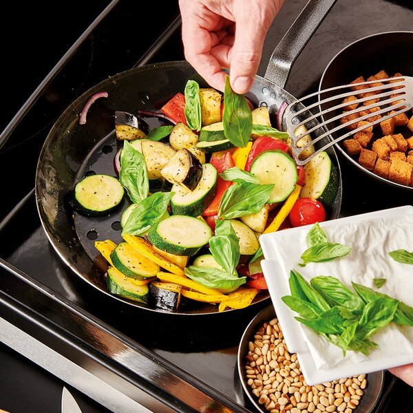 De Buyer Outdoor tava za kestene i BBQ povrće