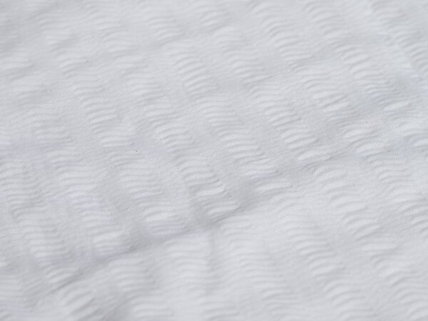 Kreirana posteljina DENYX BLEND svijetlo krem boje, hotelski džep. Dimenzije posteljine: 70 x 90 cm | 140 x 200 cm