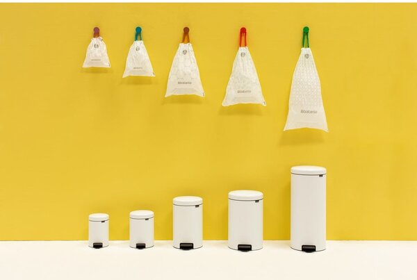 Bijela željezna kanta za smeće s pedalom 30 l NewIcon – Brabantia