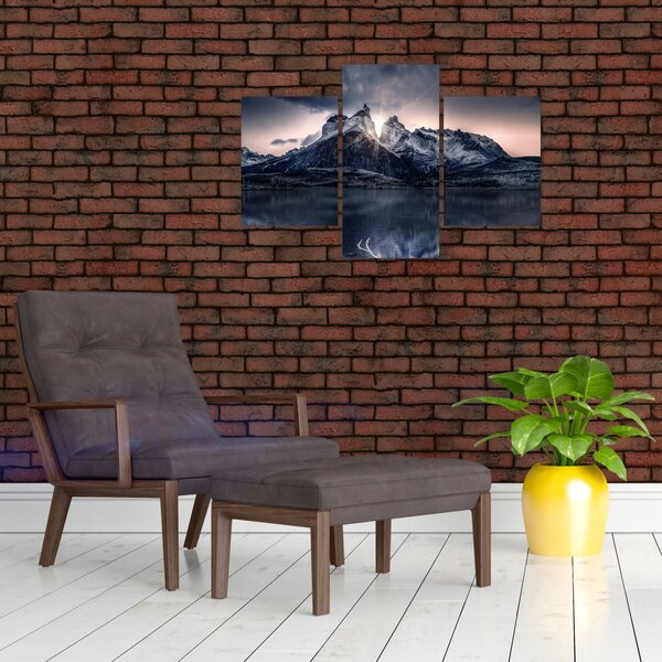 Slika jezera s planinom (90x60 cm)