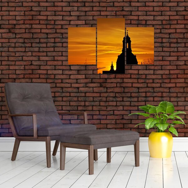 Slika crkve pri zalasku sunca (90x60 cm)