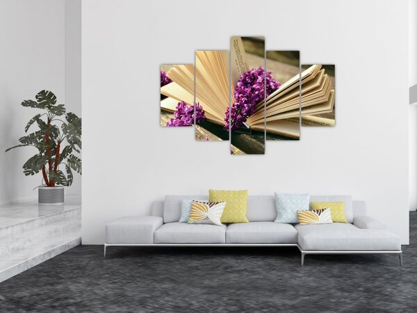 Slika knjige i ljubičastog cvijeća (150x105 cm)