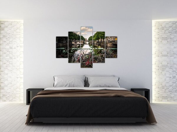 Slika bicikla u gradu (150x105 cm)
