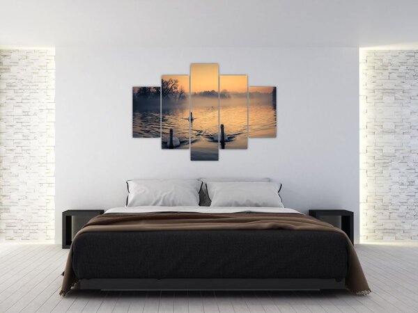 Slika labudova na vodi u magli (150x105 cm)