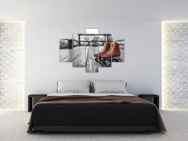 Slika crvenih starih cipela za rošule (150x105 cm)