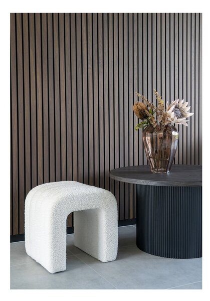 Bijeli tabure od bouclé tkanine Colma – House Nordic