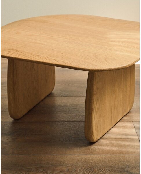 Pomoćni stol od punog hrasta 70x71 cm Pirita – Kave Home