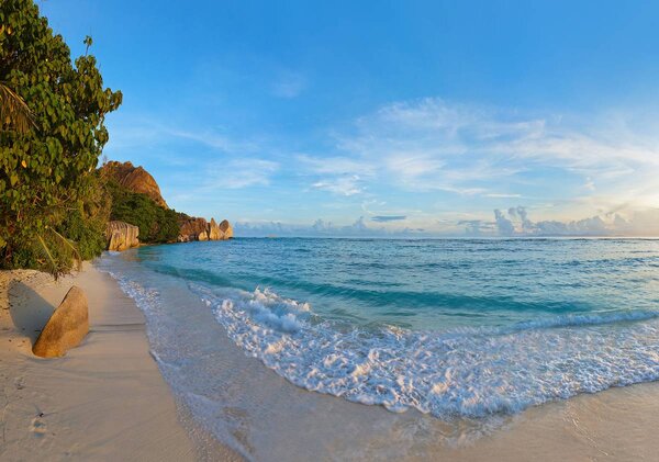 Foto tapeta - Plaža (152,5x104 cm)