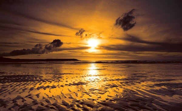 Foto tapeta - Plaža u zalazak sunca (152,5x104 cm)