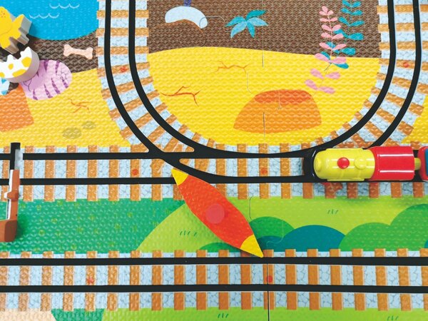 Podloga za igru s prugom za vlakić – Zemlja dinosaura