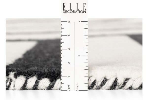 Crno-bijeli ručno rađen vunen tepih 120x180 cm Stryve Noir – Elle Decoration