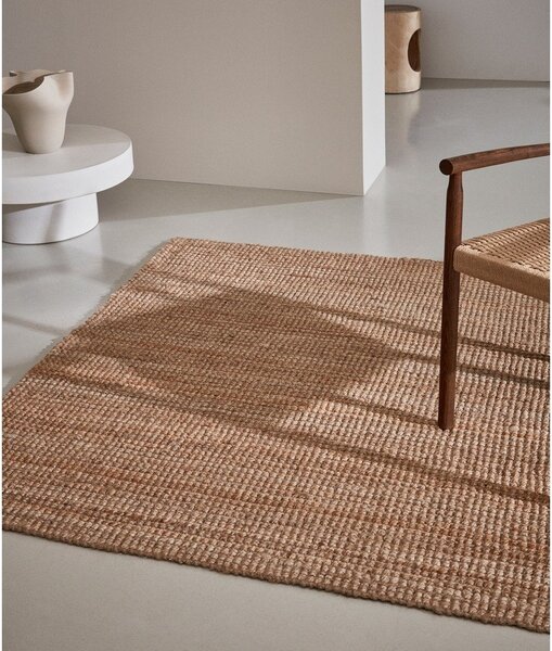 Ručno rađen juten tepih u prirodnoj boji 160x230 cm Madelin – Kave Home