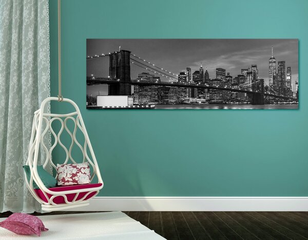 Slika divan most u Brooklynu u crno-bijelom dizajnu