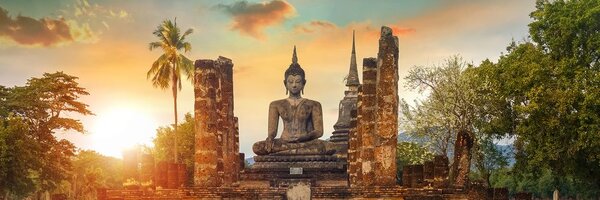Slika kip Buddhe u parku Sukhothai