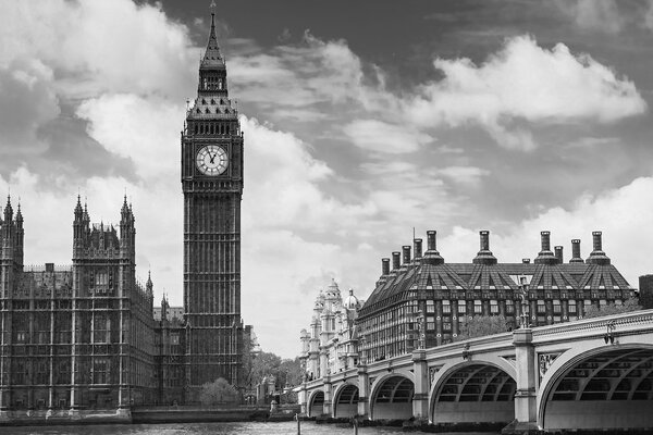 Slika Big Ben u Londonu u crno-bijelom dizajnu