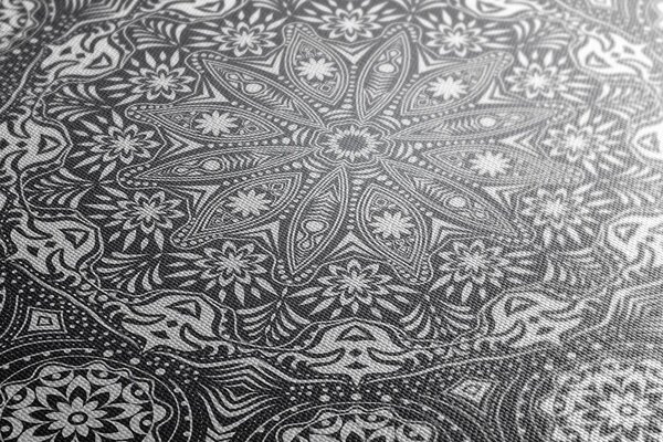 Slika ukrasna Mandala s čipkom u crno-bijelom dizajnu