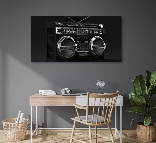Slika disco radio iz 90-ih godina u crno-bijelom dizajnu