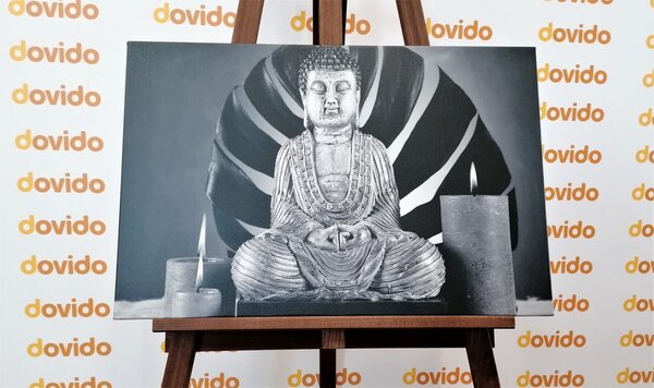 Slika Buddha s opuštajućom mrtvom prirodom u crno-bijelom dizajnu