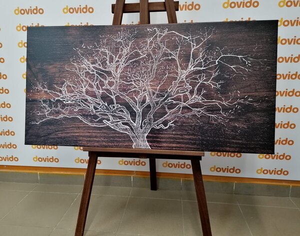 Slika stablo na drvenoj podlozi