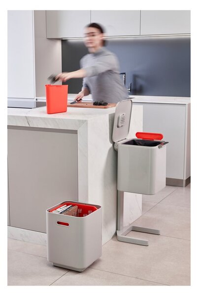 Krem bijela kanta za otpad Joseph Joseph Totem Compact, 40 l