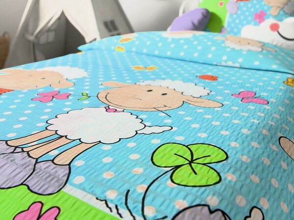 Krepovska posteljina za kinderbet OVČICE plava Dimenzije posteljine: 45 x 65 cm | 90 x 135 cm