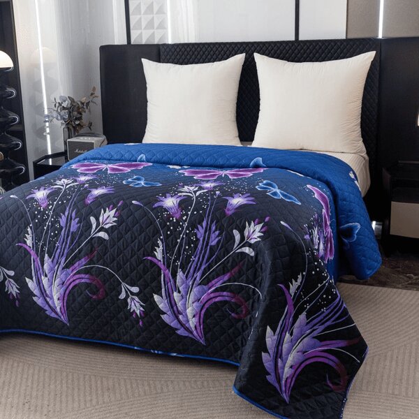 Prekrivač za krevet VIOLET BUTTERFLY, tamno plavi Dimenzije: 170 x 210 cm