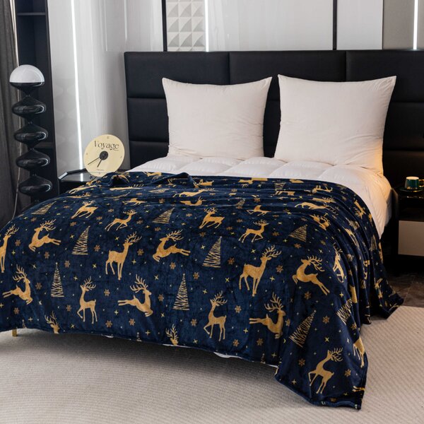 Tamnoplava božićna deka od mikropliša GOLDEN DEER Dimenzije: 150 x 200 cm