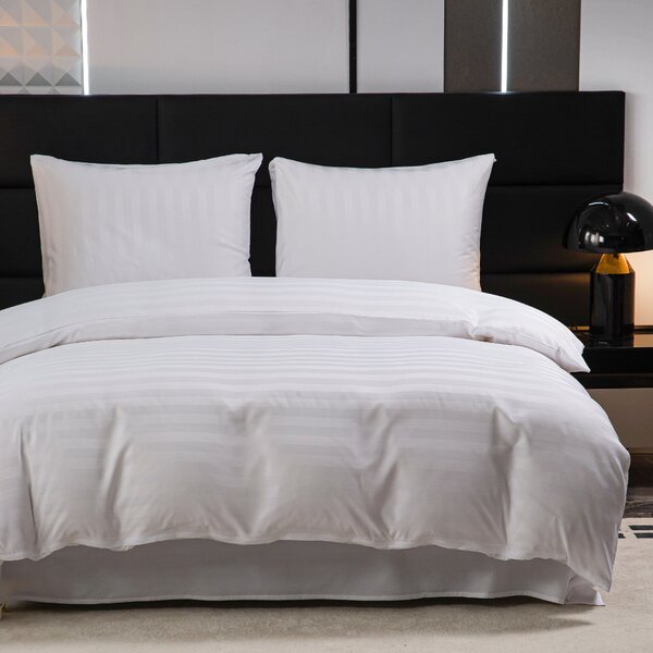 Hotelska posteljina od mikrovlakana JASMINE bijela - pruge 2 cm, hotelski džep Dimenzije posteljine: 70 x 90 cm | 140 x 220 cm