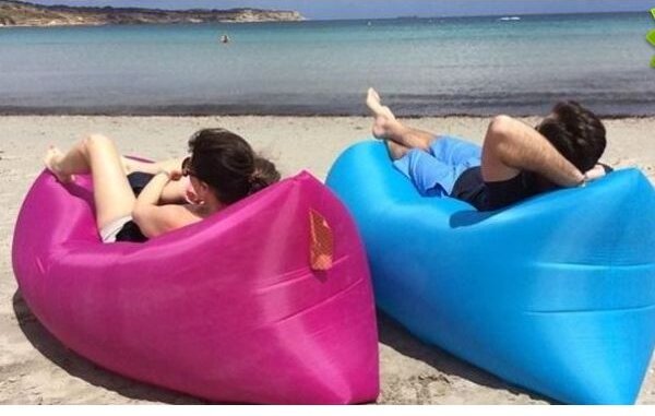 Air sofa - lako se puni zrakom i u samo par sekundi spremna HIT PROIZVOD